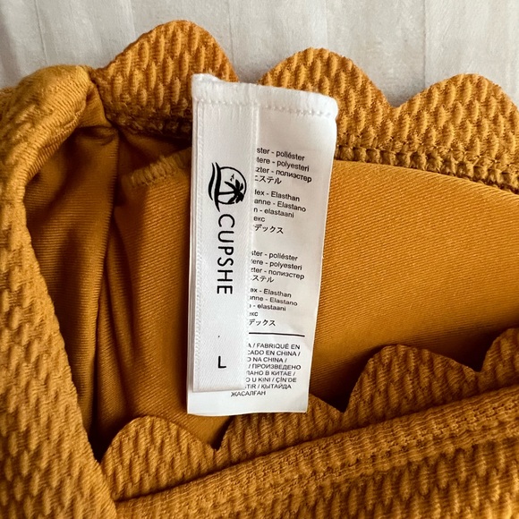 Mustard, white and green flower two piece swimsuit. Size L . From cup she - Picture 2 of 16